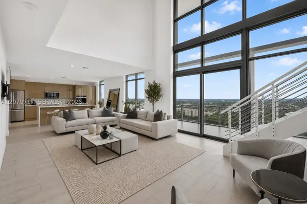 2000 Metropica Way #PH07, Sunrise, FL 33323