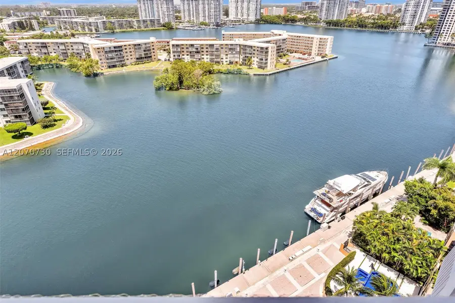 1000 W Island Blvd #1710, Aventura, FL 33160 - #2