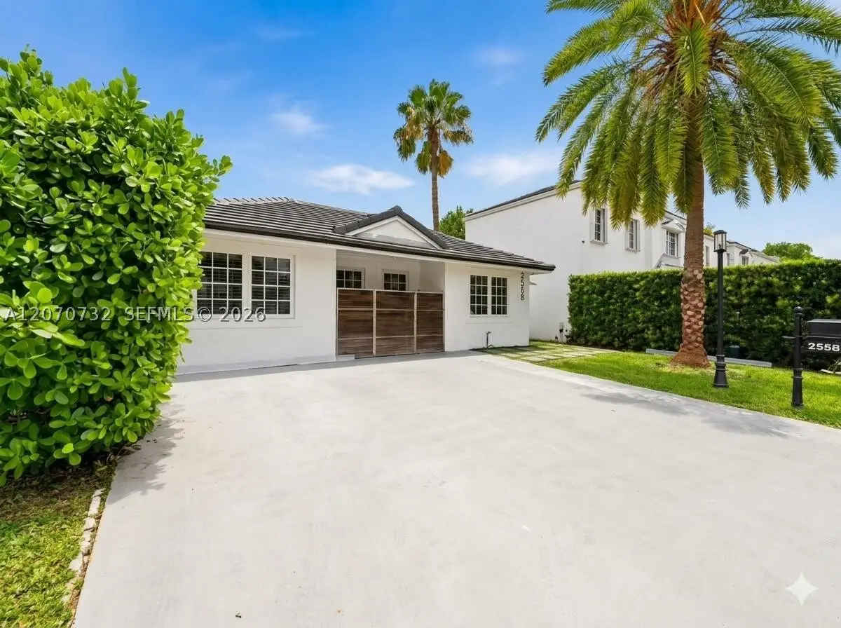 2558 NE 206th Ter, Miami, FL 33180 - #1