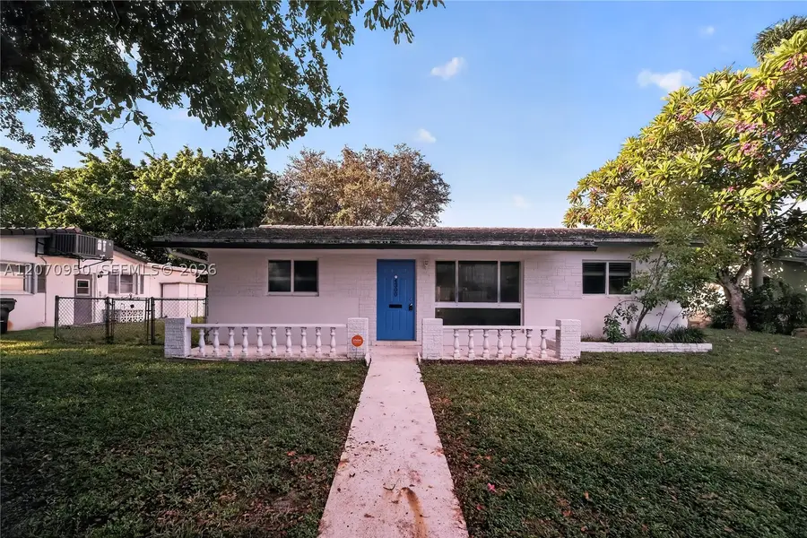 4300 Harrison St, Hollywood, FL 33021 - #3