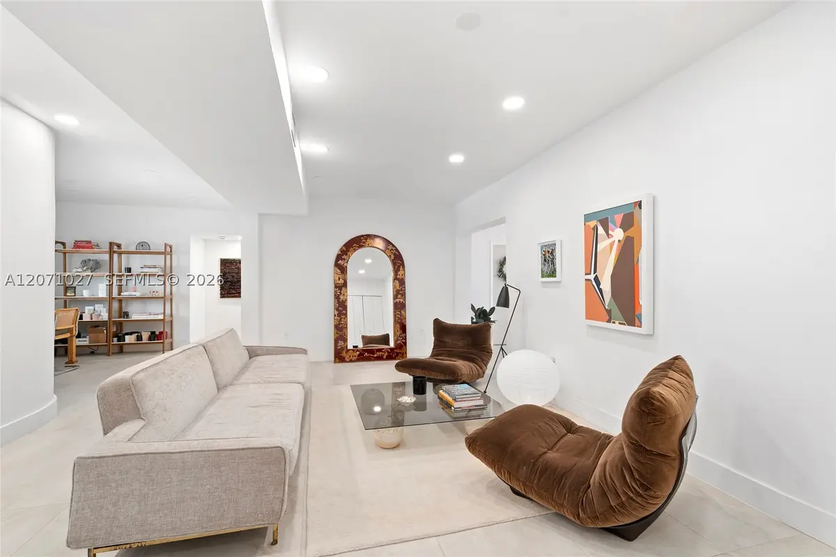638 NE 141st St, North Miami, FL 33161 - #1