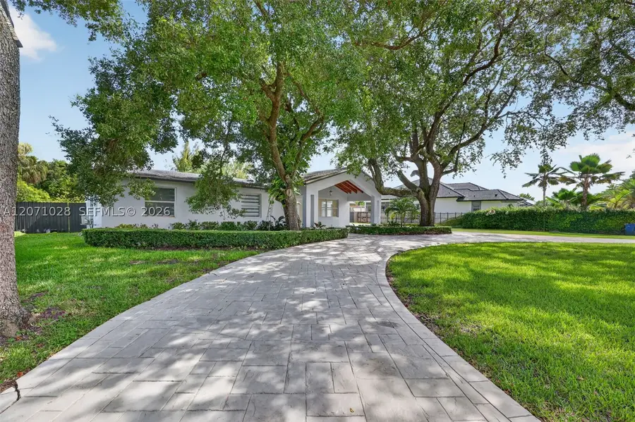 10890 SW 95th St, Miami, FL 33176 - #3