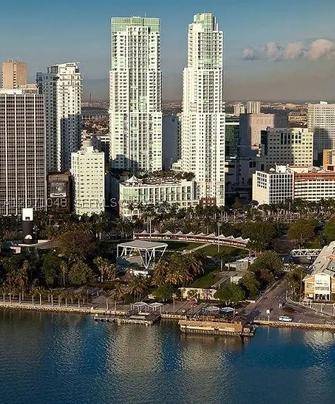 244 Biscayne Blvd #1707, Miami, FL 33132