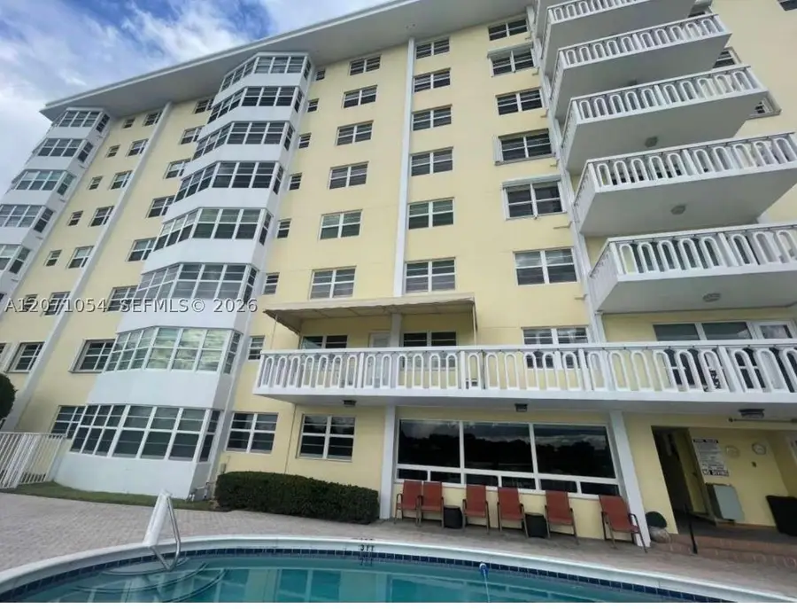 2500 NE 48th Ln #806, Fort Lauderdale, FL 33308 - #3