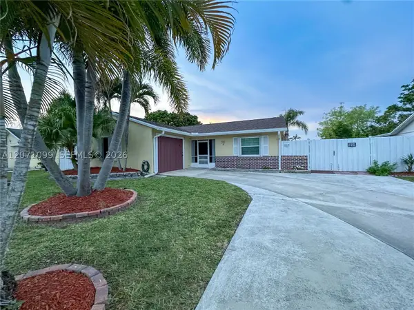 1063 Concert Way, Royal Palm Beach, FL 33411