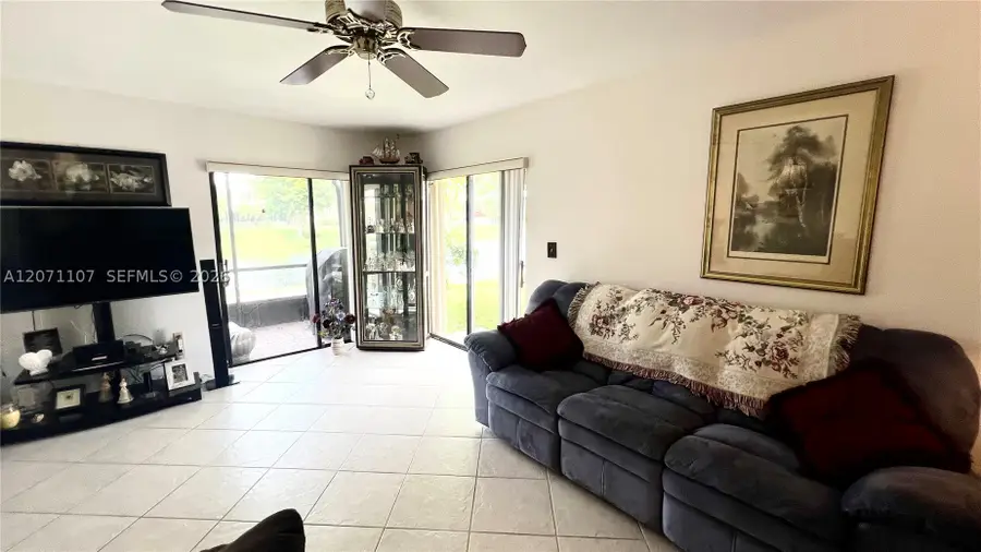 5437 Mendoza St, West Palm Beach, FL 33415 - #3