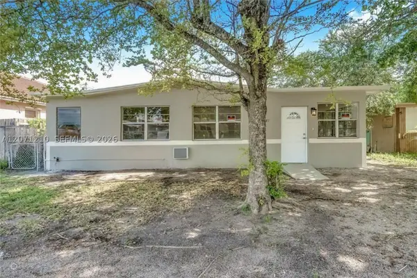 2781 NW 13th Ct, Fort Lauderdale, FL 33311