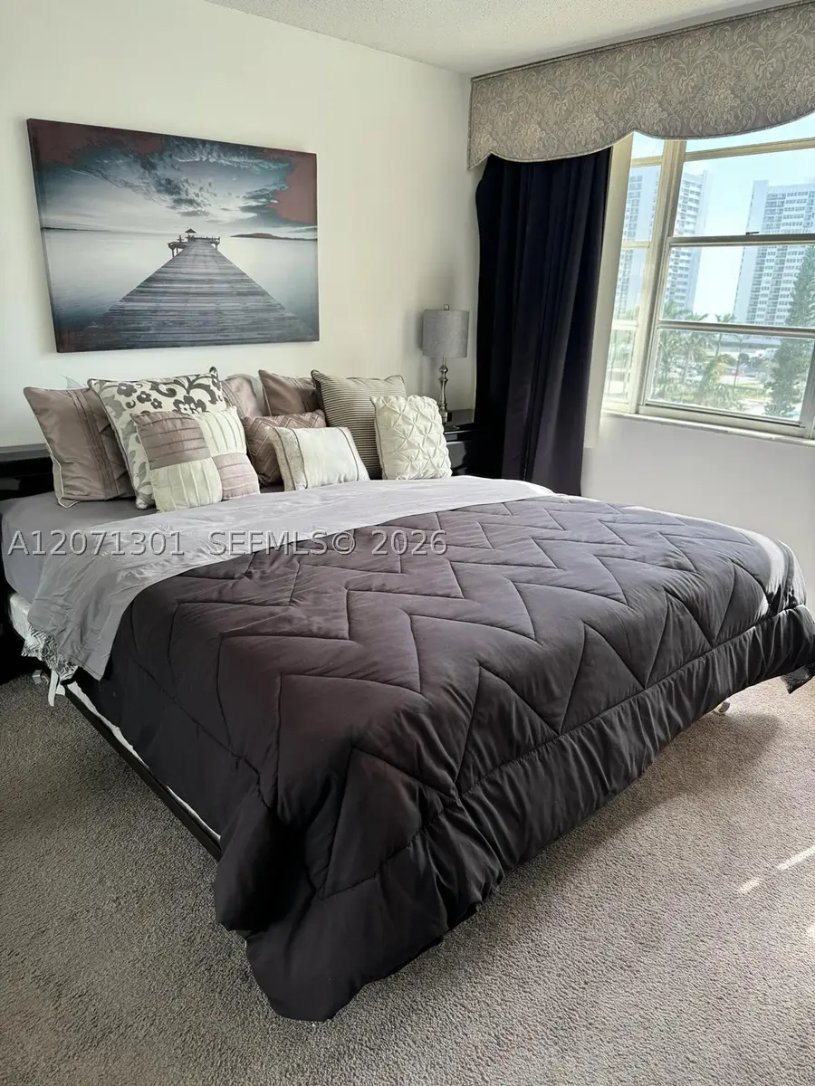 1825 S Ocean Dr #514, Hallandale Beach, FL 33009 - #3