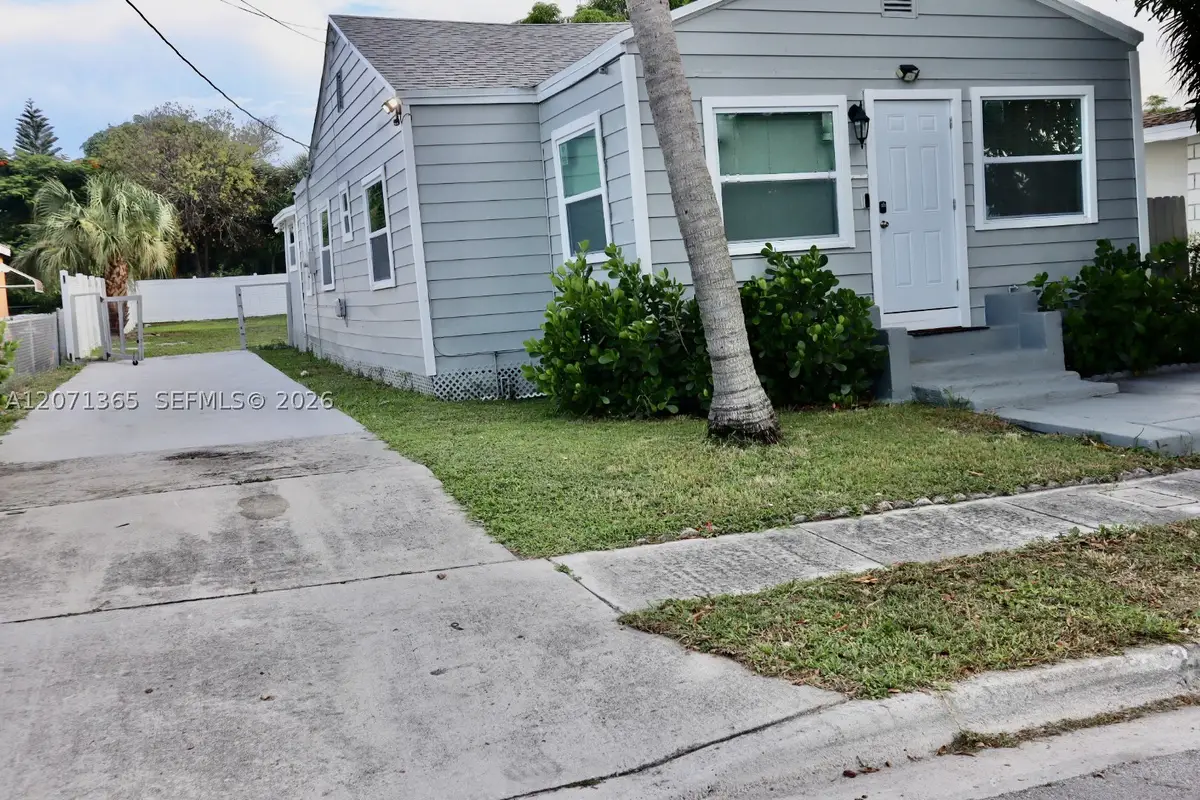1112 11th St, West Palm Beach, FL 33401 - #1
