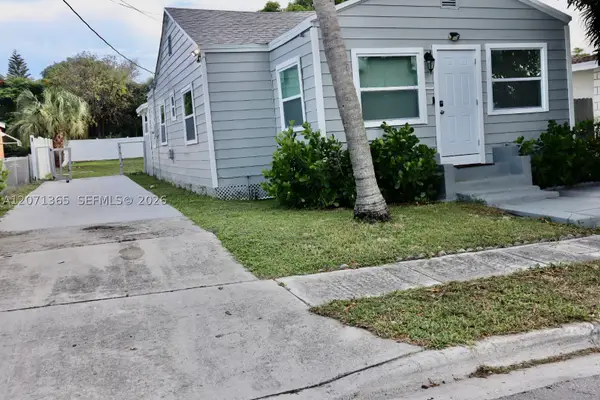 1112 11th St, West Palm Beach, FL 33401