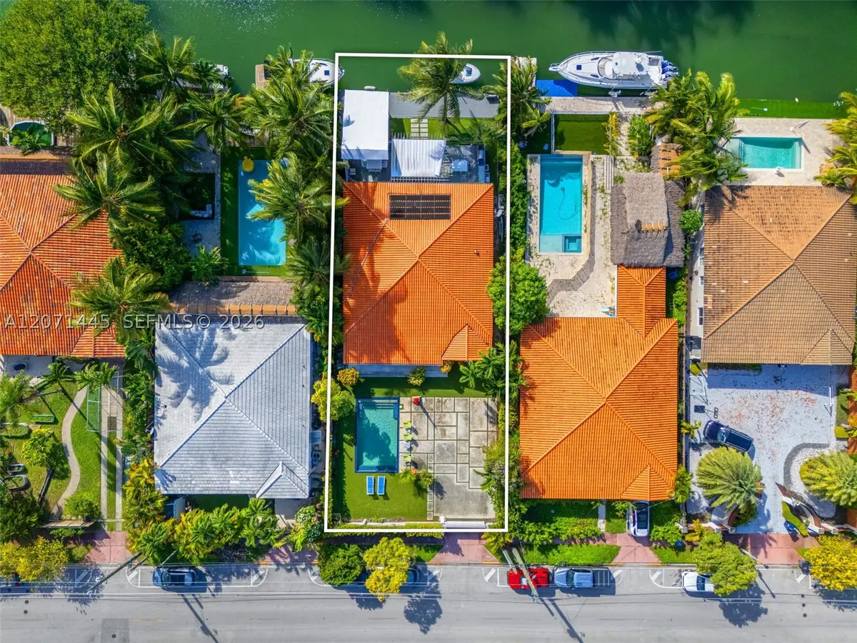 7970 Hawthorne Ave, Miami Beach, FL 33141 - #1