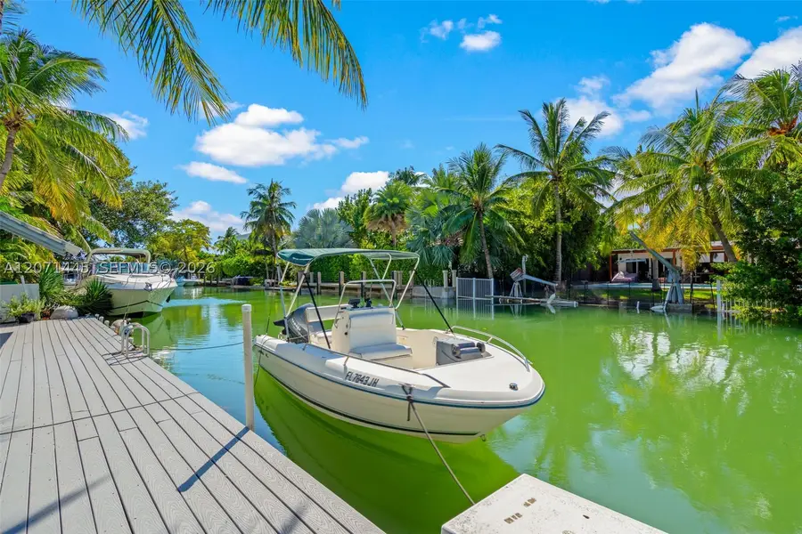 7970 Hawthorne Ave, Miami Beach, FL 33141 - #2