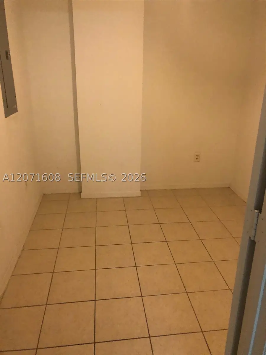 218 NW 12th Ave #802, Miami, FL 33128 - #2