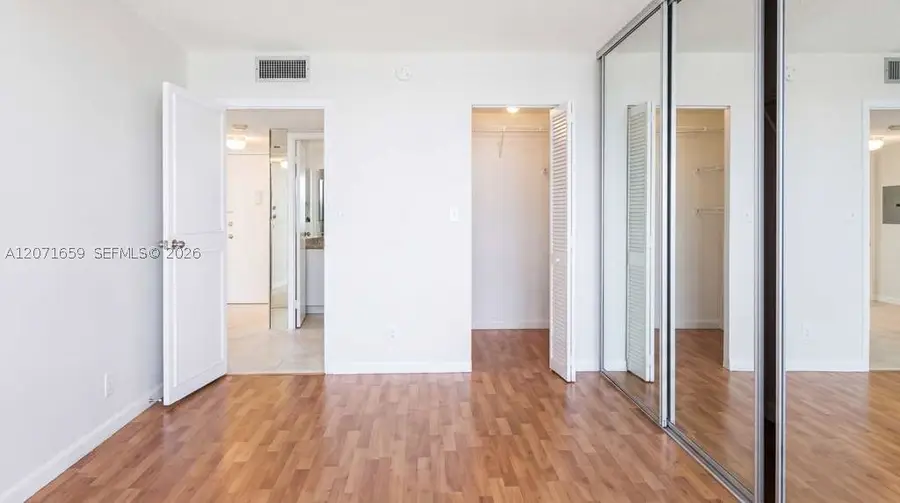 1000 Parkview Dr #511, Hallandale Beach, FL 33009 - #3