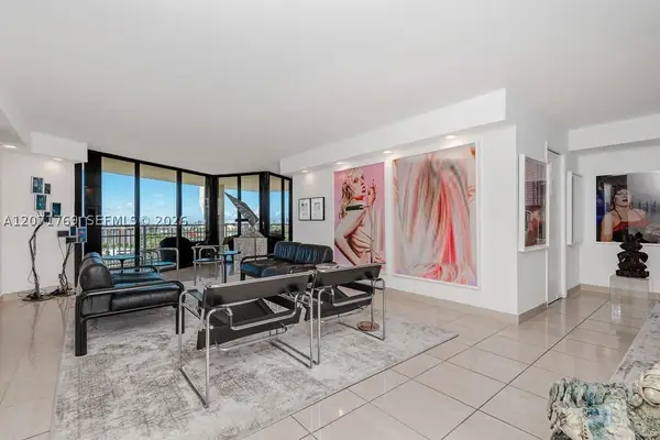 1000 Quayside Terrace #1901, Miami, FL 33138