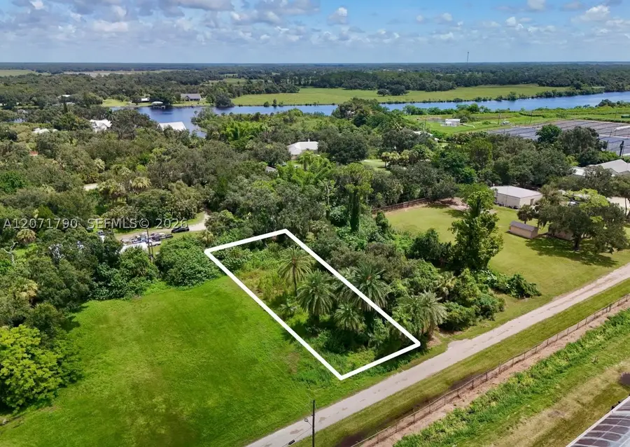 20101 Wagner Ave, Alva, FL 33920 - #2
