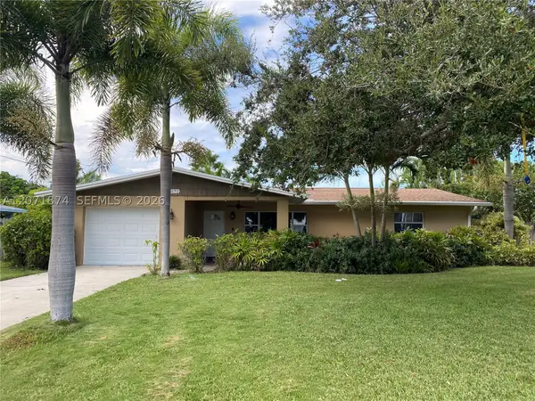 1672 Thumb Point Dr, Fort Pierce, FL 34949