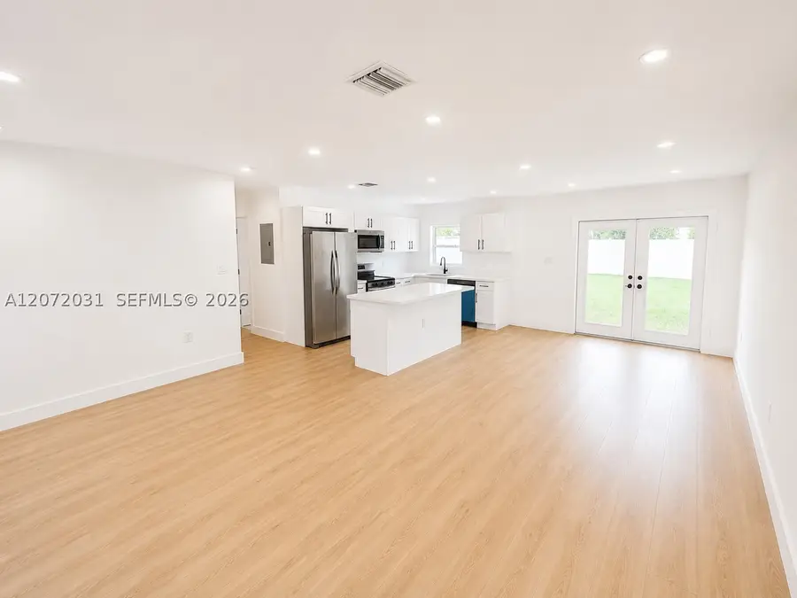 1870 NE 154th Ter, North Miami Beach, FL 33162 - #3