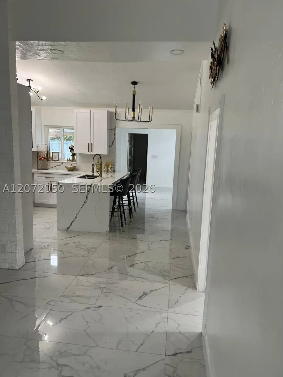 5090 SW 9th Ct, Plantation, FL 33317 - #3