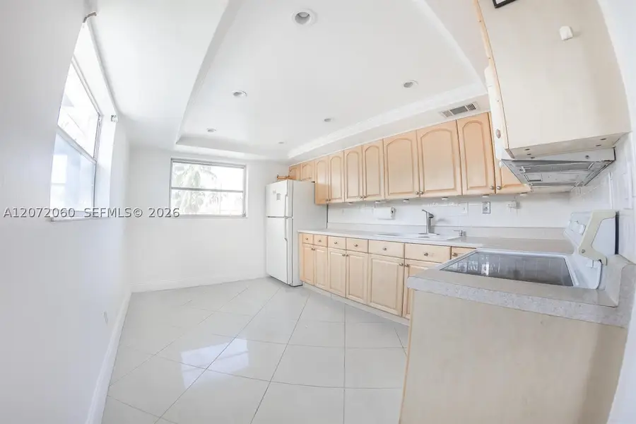344 SW 1st St #6, Pompano Beach, FL 33060 - #2