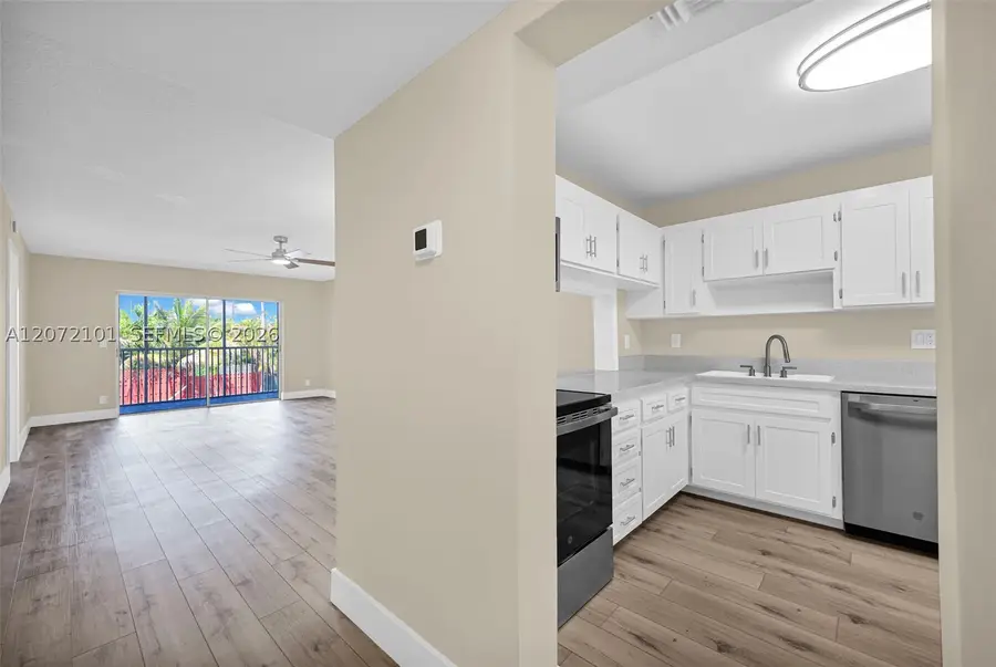 215 SE 3rd Ave #206B, Hallandale Beach, FL 33009 - #3