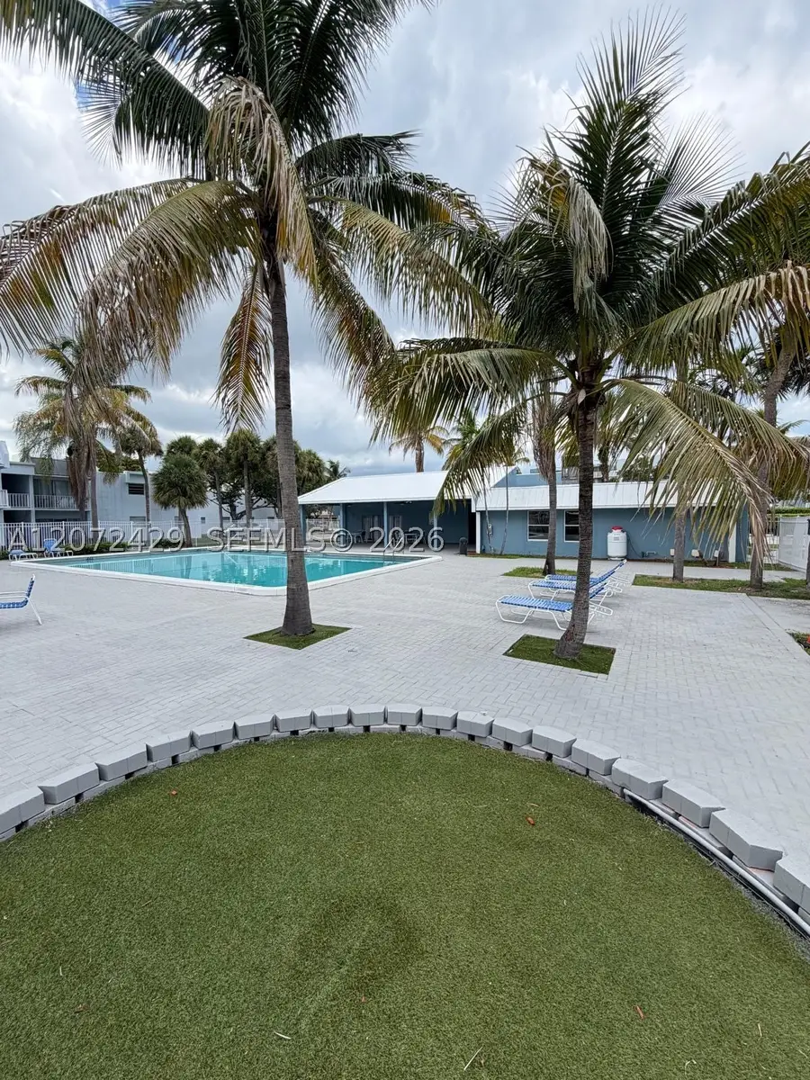 411 Executive Center Dr #109, West Palm Beach, FL 33401 - #2
