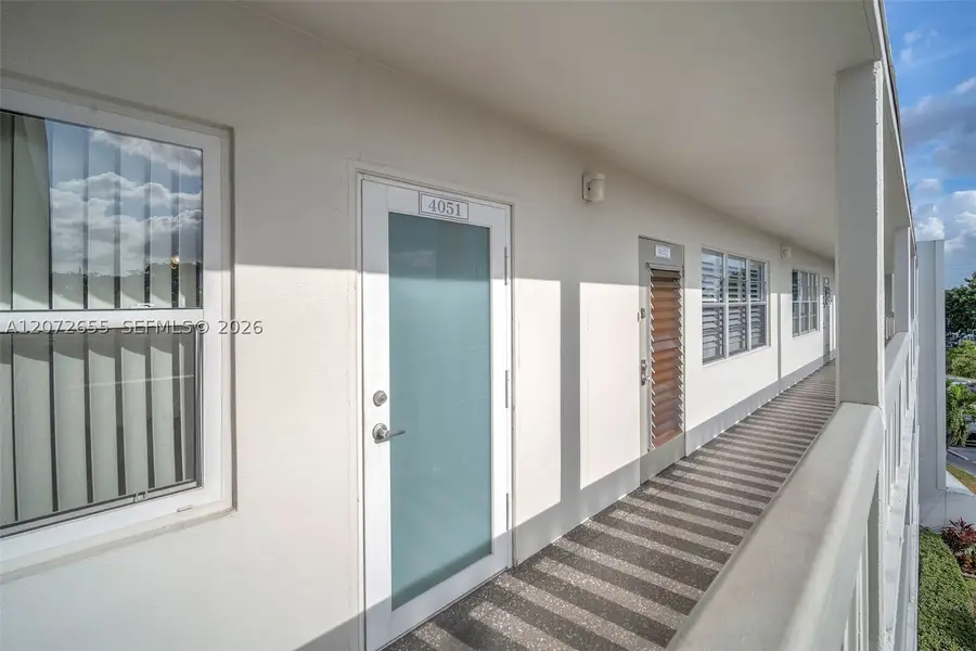 4051 N Newport N #4051, Deerfield Beach, FL 33442 - #2