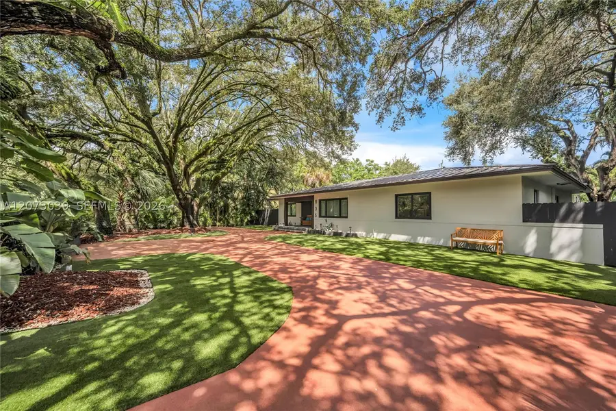 835 NE 120th St, Biscayne Park, FL 33161 - #3