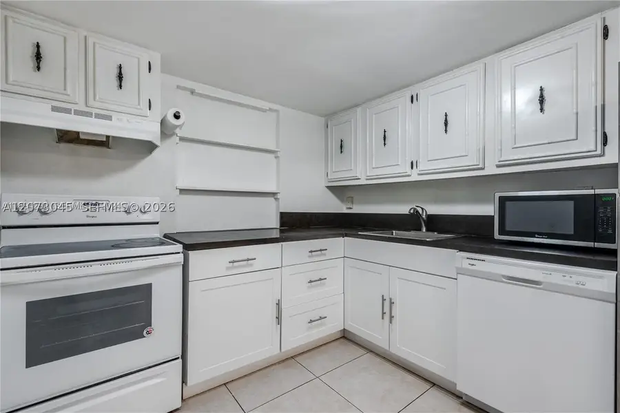 2000 Atlantic Shores Blvd #107, Hallandale Beach, FL 33009 - #3