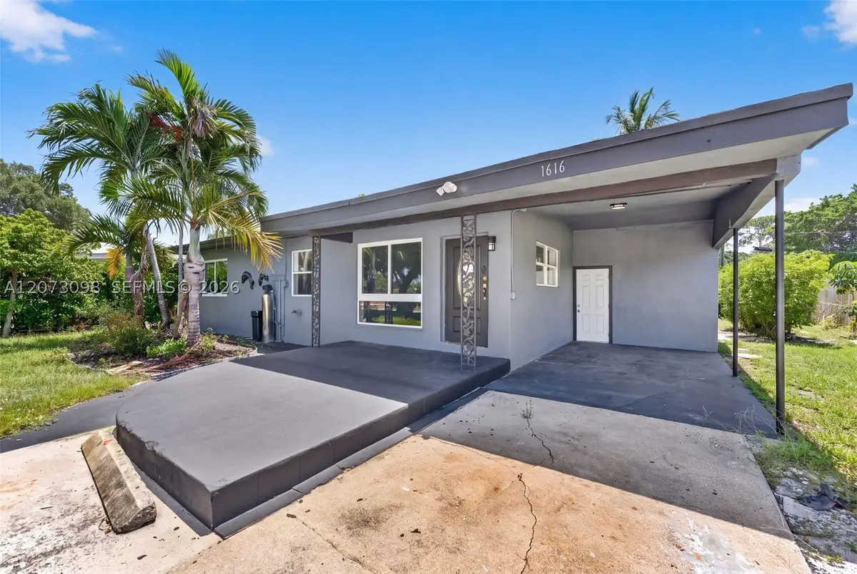 1616 SW 9th St, Fort Lauderdale, FL 33312 - #1
