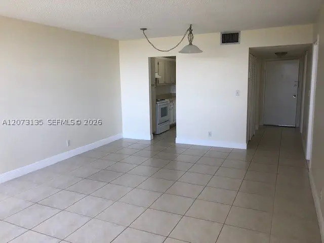 2025 NE 164th St #801, North Miami Beach, FL 33162 - #3