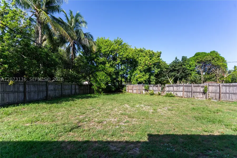 1725 NW 10th Ave, Fort Lauderdale, FL 33311 - #2