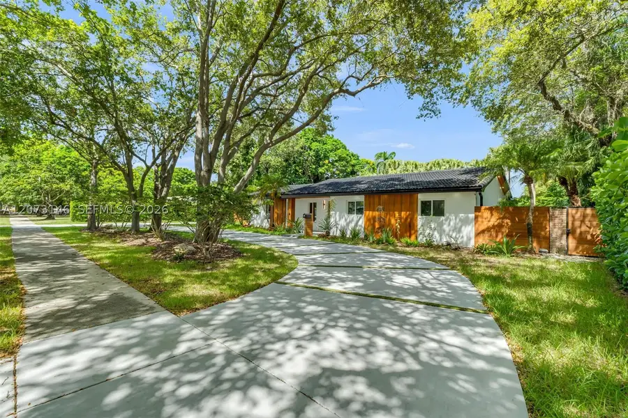 15321 SW 82nd Ave, Palmetto Bay, FL 33157 - #2