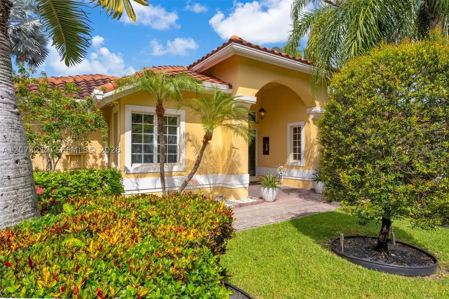 1090 SW 156th Ave, Pembroke Pines, FL 33027 - #2