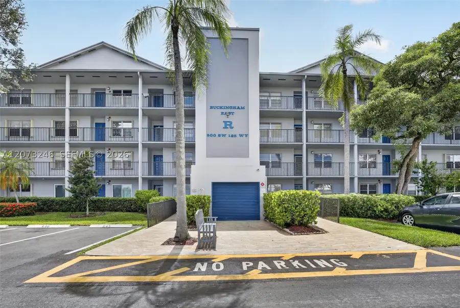 900 SW 125th Way #105R, Pembroke Pines, FL 33027 - #2