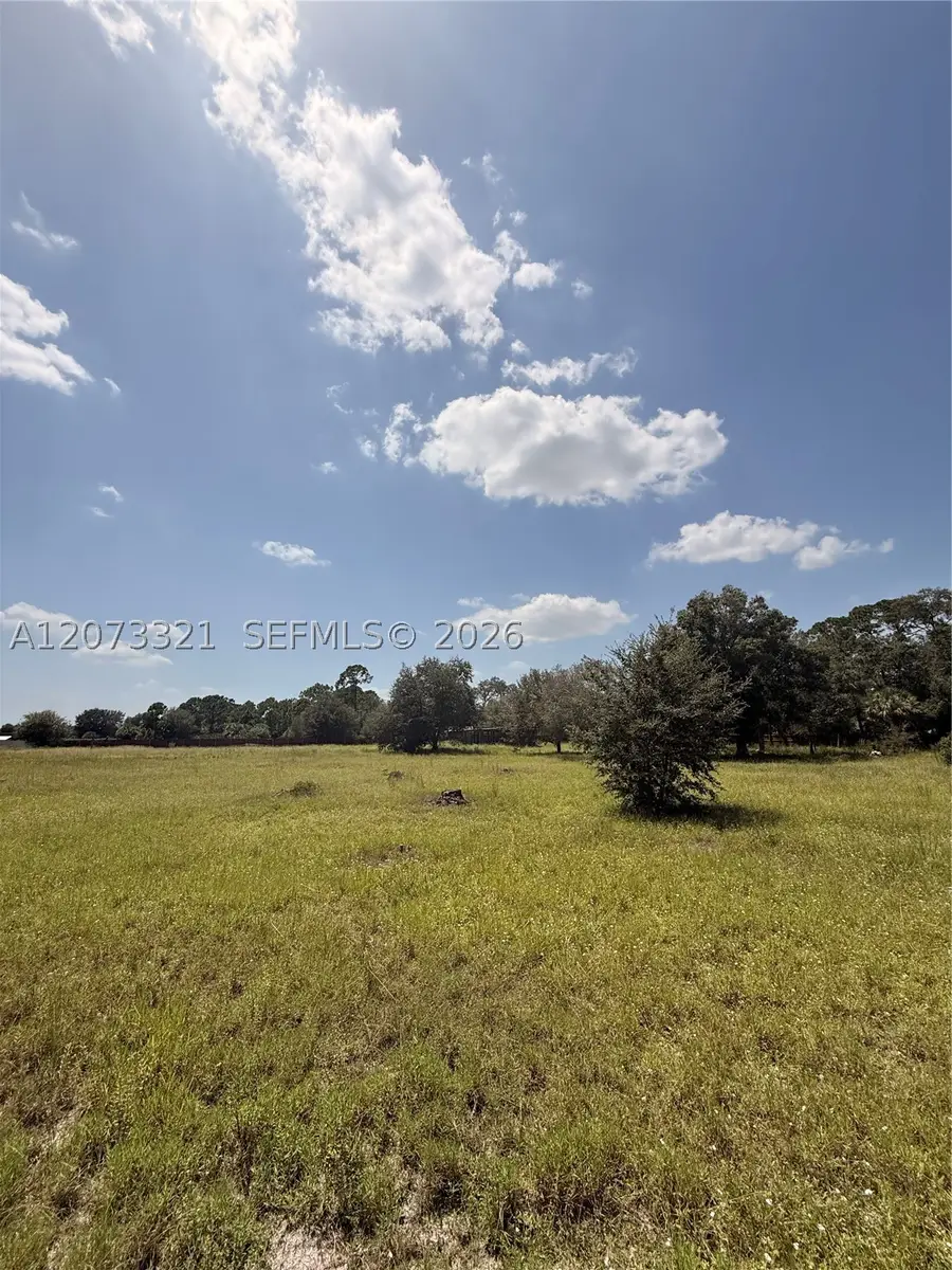 860 S Jasmine St, Clewiston, FL 33440 - #3
