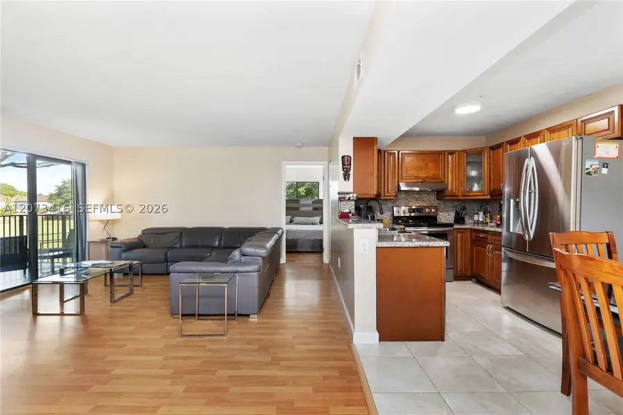 400 Palm Cir W #208, Pembroke Pines, FL 33025 - #2