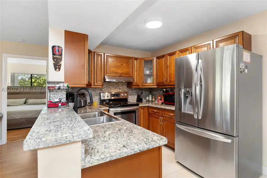 400 Palm Cir W #208, Pembroke Pines, FL 33025 - #3
