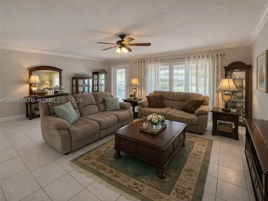 4208 NW 47th Ct, Tamarac, FL 33319 - #2