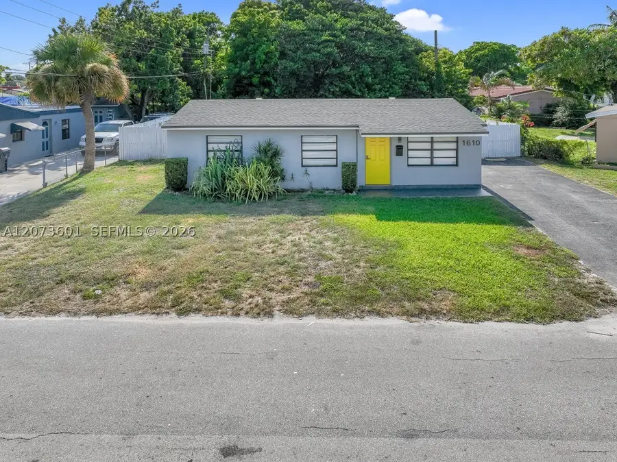1610 S 24th Ct, Hollywood, FL 33020 - #3