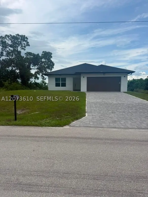 655 Naples Ave S, Lehigh Acres, FL 33974