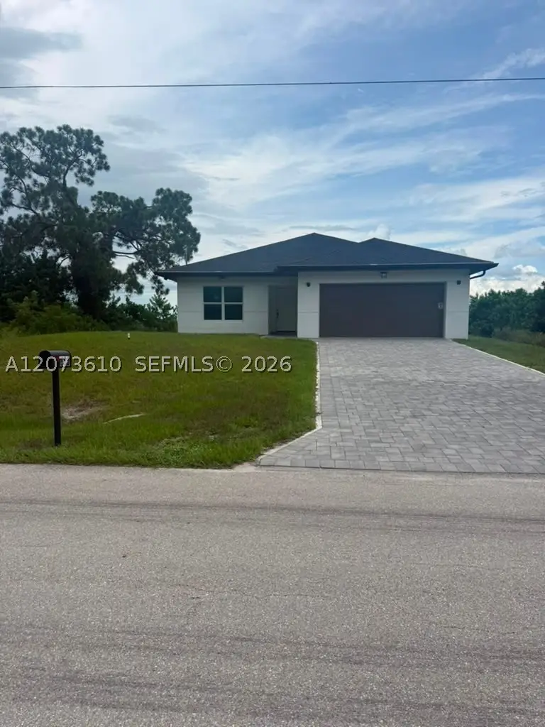 655 Naples Ave S, Lehigh Acres, FL 33974 - #2