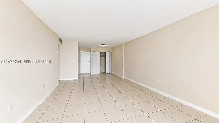 9360 Fontainebleau Blvd #510, Miami, FL 33172 - #2
