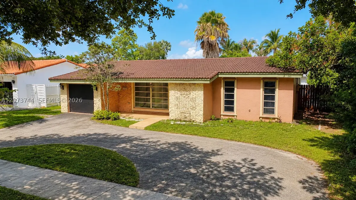 1060 N Douglas Rd, Pembroke Pines, FL 33024 - #1