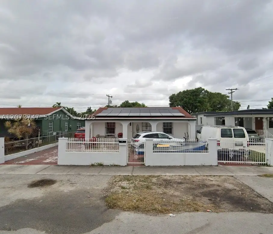 3627 NW 18th St, Miami, FL 33125 - #1