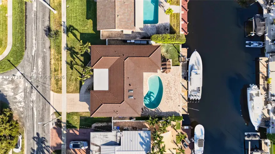 800 SE 3rd Ter, Pompano Beach, FL 33060 - #2
