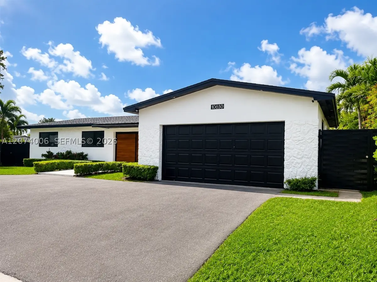 10630 NW 19th Pl, Pembroke Pines, FL 33026 - #1