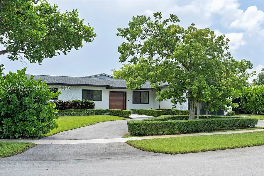 10630 NW 19th Pl, Pembroke Pines, FL 33026 - #3