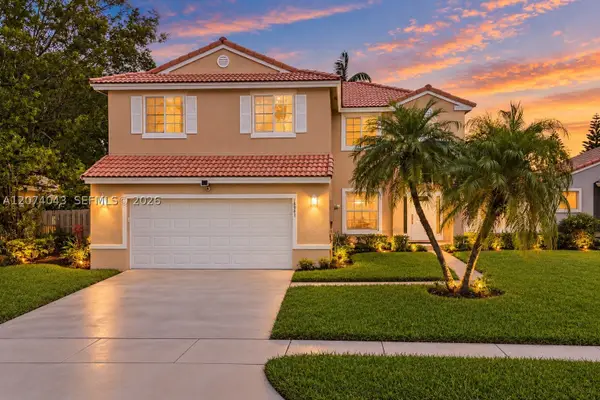 18961 NW 10th Ter, Pembroke Pines, FL 33029