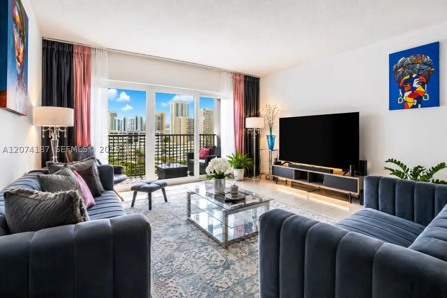 300 Bayview Dr #807, Sunny Isles Beach, FL 33160 - #3